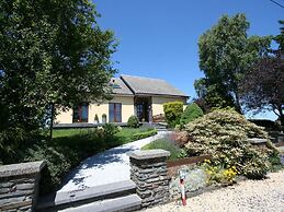 Cottage in Ardennes With Private Terrace