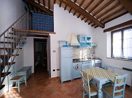 Belvilla by OYO Mansion in Montefiascone With Pool
