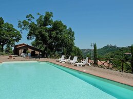 Belvilla by OYO Mansion in Montefiascone With Pool