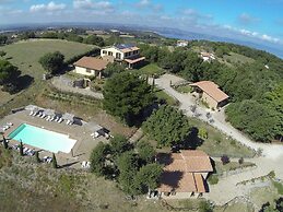 Belvilla by OYO Mansion in Montefiascone With Pool