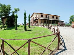 Belvilla by OYO Mansion in Montefiascone With Pool