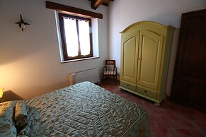 Belvilla by OYO Mansion in Montefiascone With Pool