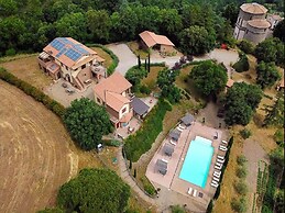 Belvilla by OYO Mansion in Montefiascone With Pool