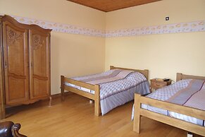 Holiday Home in Cul-des-sarts With Roofed Terrace