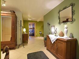 Cottage in Former Farmhouse in Tillet