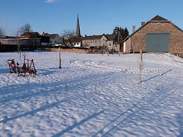 Cottage in Former Farmhouse in Tillet