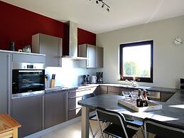 Classy Holiday Home in Martilly with Hot Tub