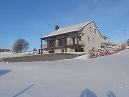 Classy Holiday Home in Martilly with Hot Tub