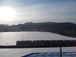 Classy Holiday Home in Martilly with Hot Tub