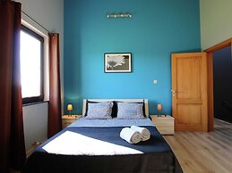 Classy Holiday Home in Martilly with Hot Tub