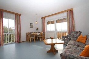 Apartment With Private Terrace, Garden