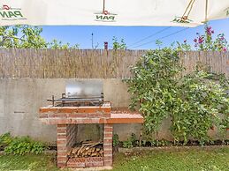 Heritage House in Orihi With an Elegant Garden