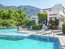 Chic Villa in Lefkogia Crete With Swimming Pool