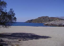 Villa in Lefkogia With Private Pool