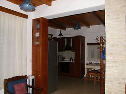 Villa in Lefkogia Crete With Swimming Pool