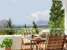 Villa in Lefkogia Crete With Swimming Pool