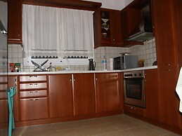 Villa in Lefkogia Crete With Swimming Pool