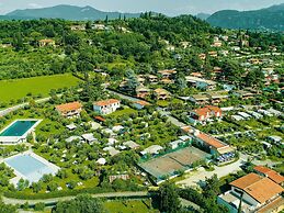 Belvilla by OYO Manerba