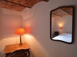 Situated in Wonderful Castle Grounds in Gesves