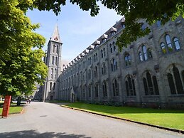 Situated in Wonderful Castle Grounds in Gesves