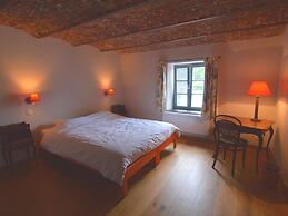Situated in Wonderful Castle Grounds in Gesves