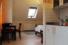 Geraeumige Ferienwohnung in Boltenhagen mit Garten