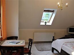 Geraeumige Ferienwohnung in Boltenhagen mit Garten