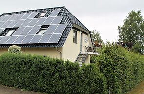 Geraeumige Ferienwohnung in Boltenhagen mit Garten