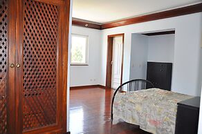 Spacious Villa in Vilamoura With Barbecue