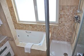Spacious Villa in Vilamoura With Barbecue