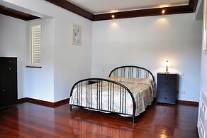 Spacious Villa in Vilamoura With Barbecue