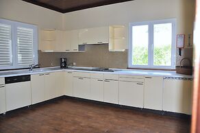 Spacious Villa in Vilamoura With Barbecue