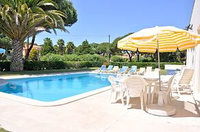 Spacious Villa in Vilamoura With Barbecue