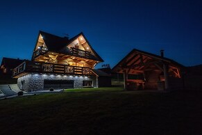 Luxury Villa with View of Tatra Mountains, Sauna, Hot Tub, Swimming Po