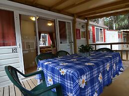 Belvilla by OYO Case Mobili Mimosa