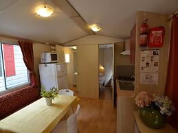 Belvilla by OYO Case Mobili Mimosa