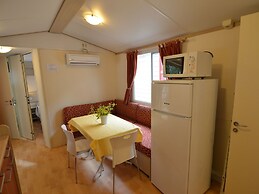 Belvilla by OYO Case Mobili Mimosa