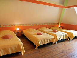 Spacious House in Moulin du Ruy With Sauna and Indoor Pool