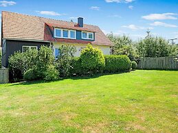 Stylish Apartment in Stormbruch With Garden