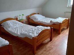 Stylish Apartment in Stormbruch With Garden