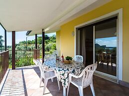 Belvilla by OYO Villauno