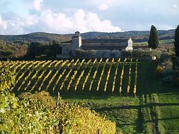 Belvilla by OYO Archi