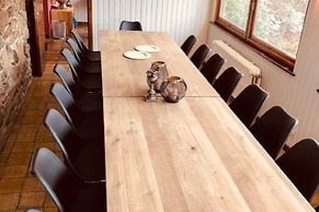 House in Natural Area Ideal for Families with Games Room, Sauna, Hot T