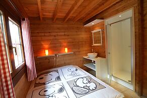 Chalet in Ardennes With Sauna & Garden