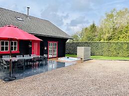 Chalet in Ardennes With Sauna & Garden
