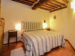 Stunning Holiday Home in Umbria with Hot Tub