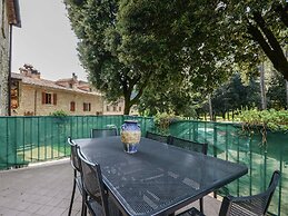 Stunning Holiday Home in Umbria with Hot Tub