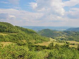 Stunning Holiday Home in Umbria with Hot Tub