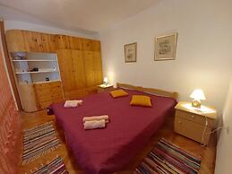 Comfortable Apartment Near the sea