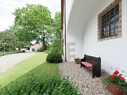 Vintage Apartment in Arzberg - Triestewitz